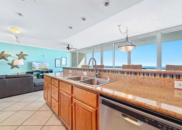 Sanibel Unit 1203-amazing Views-short Walk To Beach-sleeps 6-lagoon Access *