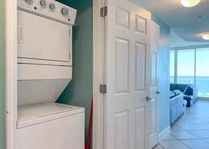 Apartment Sanibel Unit 1203-amazing Views-short Walk To Beach-sleeps 6-lagoon Access Gulf Shores