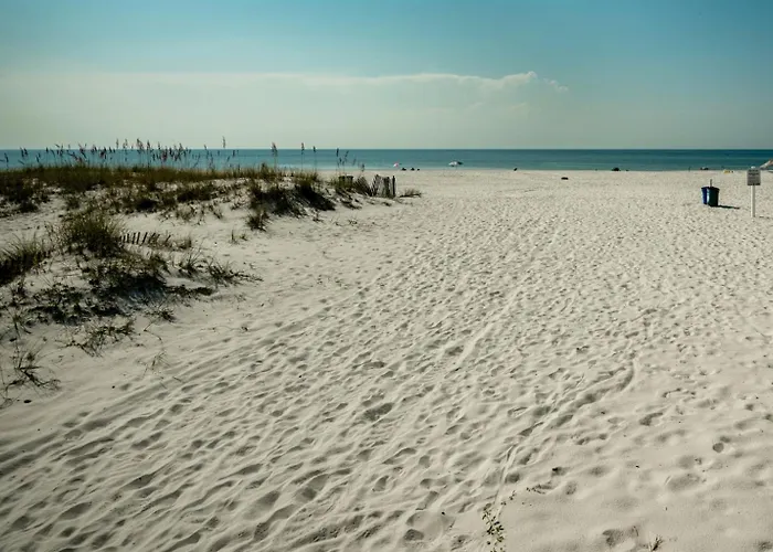 Sanibel Unit 1203-amazing Views-short Walk To Beach-sleeps 6-lagoon Access *